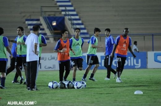 Radoi, in optimile Ligii Campionilor Asiei: Al Hilal 2-0 Pakhtakor!_2